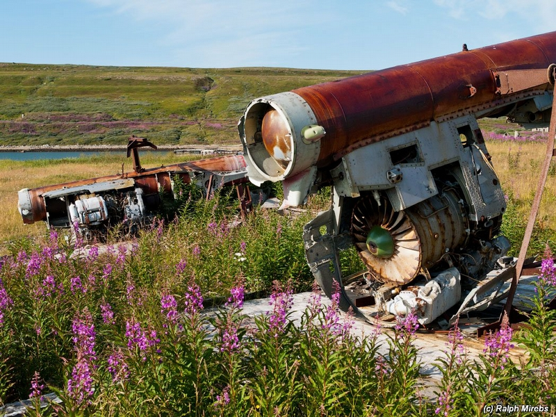 Illustration for article titled This Island Holds the Decaying Remains of the Soviet Nuclear Fleet